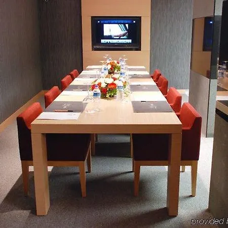 Met Hotel 